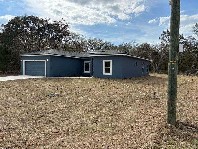 30 FISHER TRACE RUN, Ocklawaha, FL 32179