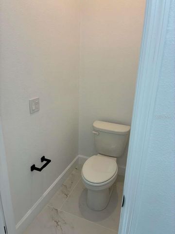 30 FISHER TRACE RUN, Ocklawaha, FL 32179