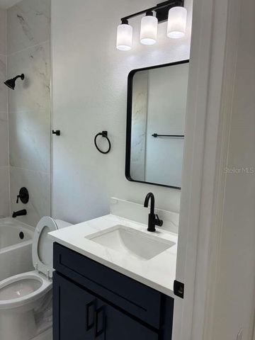 30 FISHER TRACE RUN, Ocklawaha, FL 32179