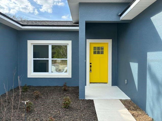 30 FISHER TRACE RUN, Ocklawaha, FL 32179