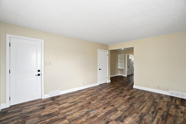 1806 N Limestone Street 1806 N Limestone Street, Springfield, OH 45503