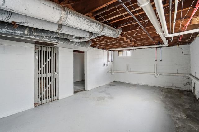 1806 N Limestone Street 1806 N Limestone Street, Springfield, OH 45503