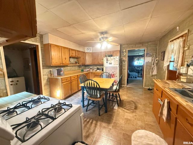 401 23rd Street N, Herrin, IL 62948