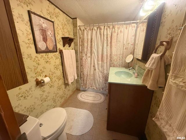 401 23rd Street N, Herrin, IL 62948