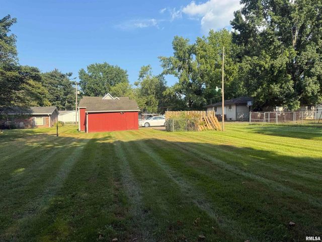 401 23rd Street N, Herrin, IL 62948