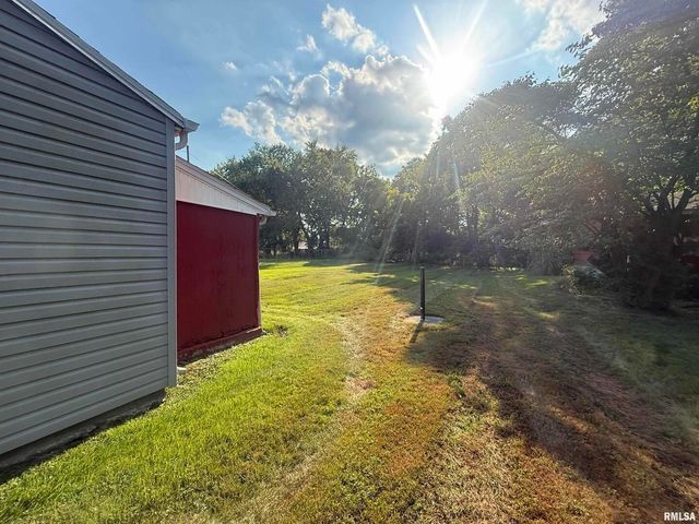 401 23rd Street N, Herrin, IL 62948