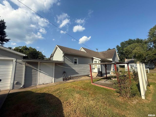 401 23rd Street N, Herrin, IL 62948