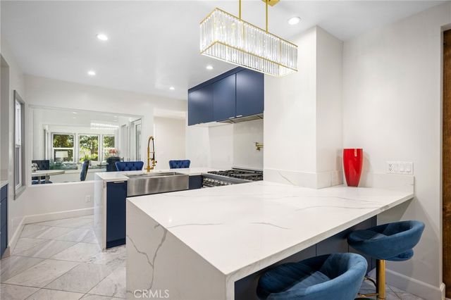 2065 E Altadena, Altadena, CA 91001