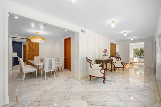 2065 E Altadena, Altadena, CA 91001