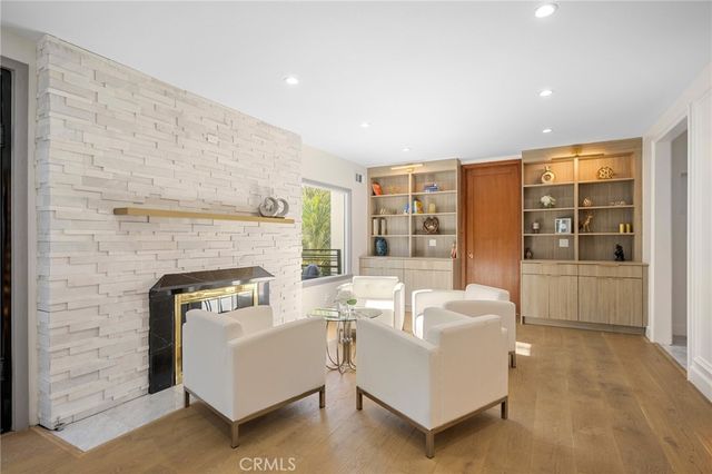2065 E Altadena, Altadena, CA 91001