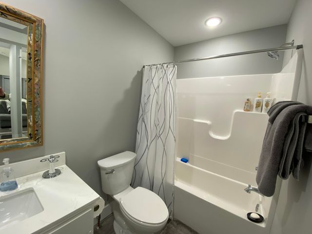 3673 Waalkes Street, Norton Shores, MI 49444