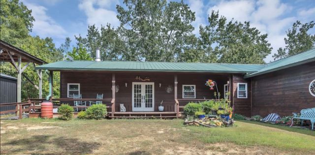 3519 Owl Hollow Rd, Linden, TN 37096