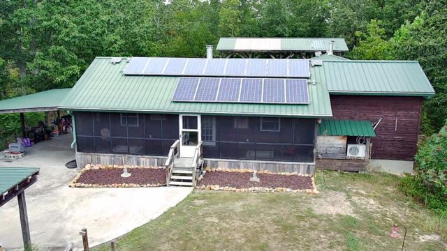 3519 Owl Hollow Rd, Linden, TN 37096