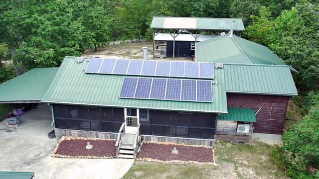 3519 Owl Hollow Rd, Linden, TN 37096