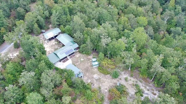 3519 Owl Hollow Rd, Linden, TN 37096