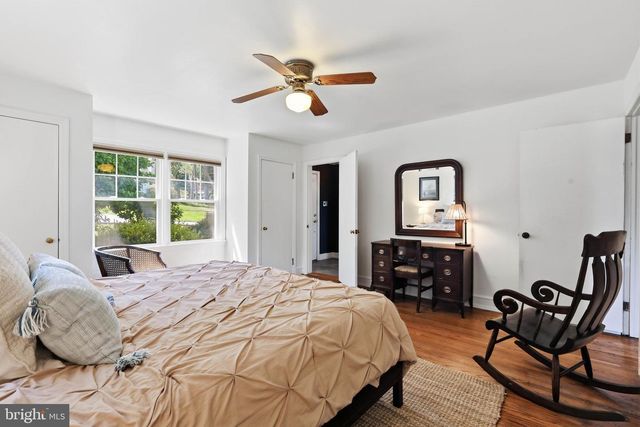 983 BROCKIE LN, York, PA 17403