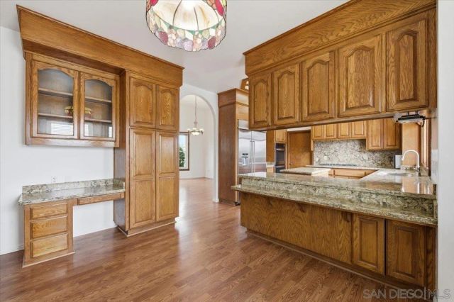 10015 El Capitan Real Rd, El Cajon, CA 92021