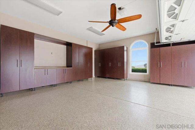 10015 El Capitan Real Rd, El Cajon, CA 92021