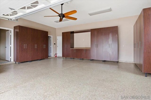 10015 El Capitan Real Rd, El Cajon, CA 92021