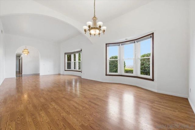 10015 El Capitan Real Rd, El Cajon, CA 92021
