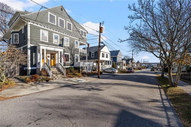 73 Bayside Avenue 1, Warwick, RI 02888