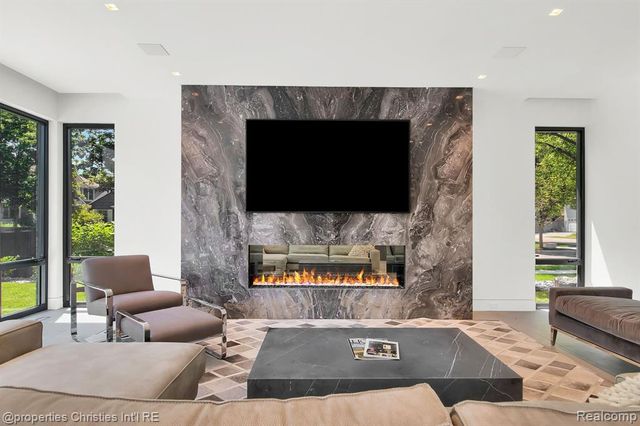 512 George Street, Birmingham, MI 48009