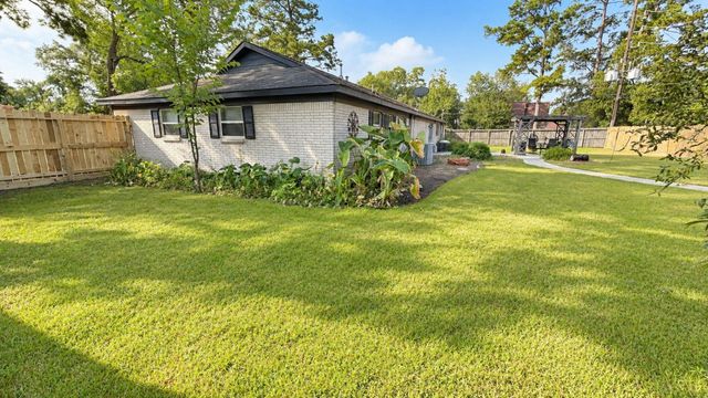 12718 Park Forest Drive, Cypress, TX 77429
