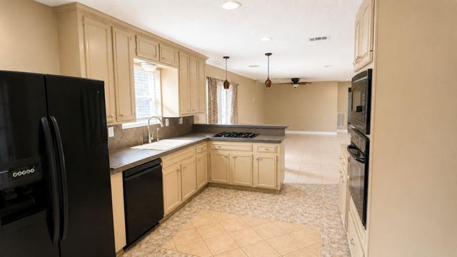 12718 Park Forest Drive, Cypress, TX 77429