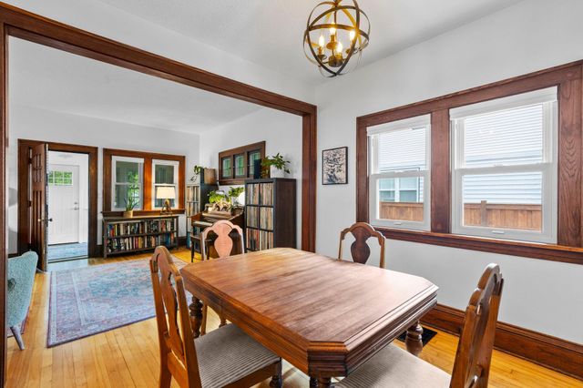 4232 33rd Avenue S, Minneapolis, MN 55406