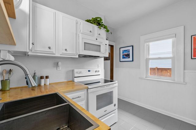 4232 33rd Avenue S, Minneapolis, MN 55406