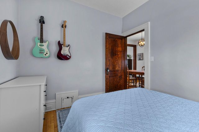 4232 33rd Avenue S, Minneapolis, MN 55406