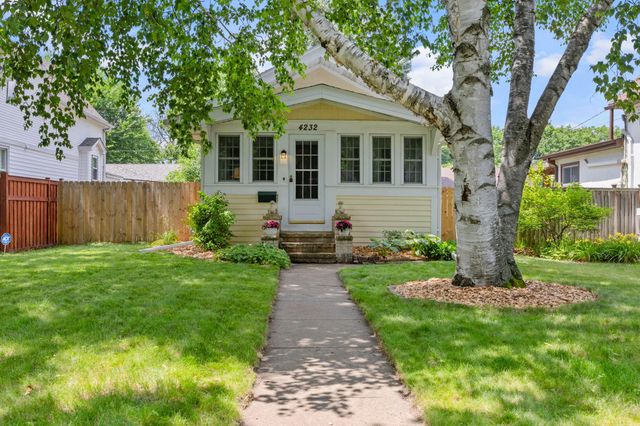 4232 33rd Avenue S, Minneapolis, MN 55406