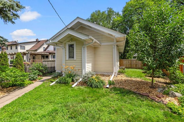 4232 33rd Avenue S, Minneapolis, MN 55406