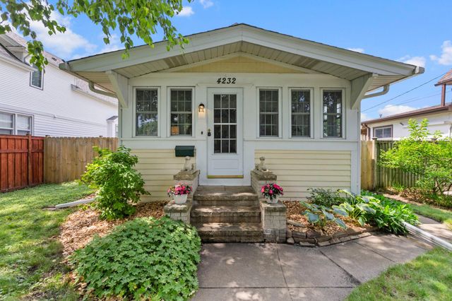 4232 33rd Avenue S, Minneapolis, MN 55406