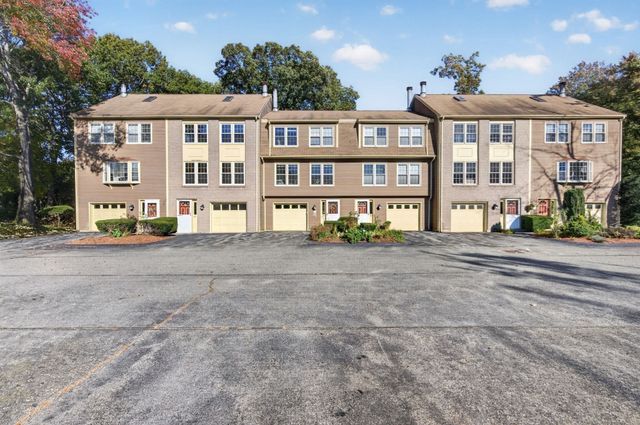 98 Heritage Drive 98, Tewksbury, MA 01876