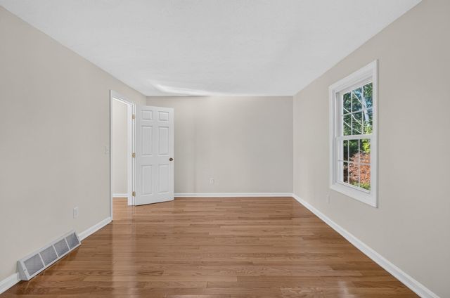98 Heritage Drive 98, Tewksbury, MA 01876