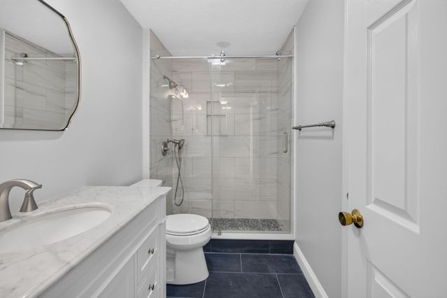 98 Heritage Drive 98, Tewksbury, MA 01876