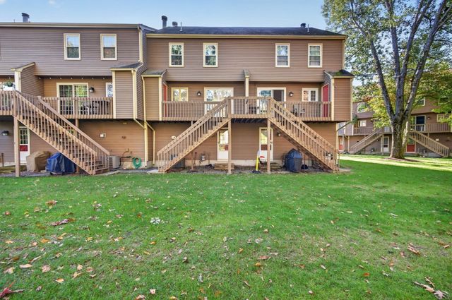 98 Heritage Drive 98, Tewksbury, MA 01876