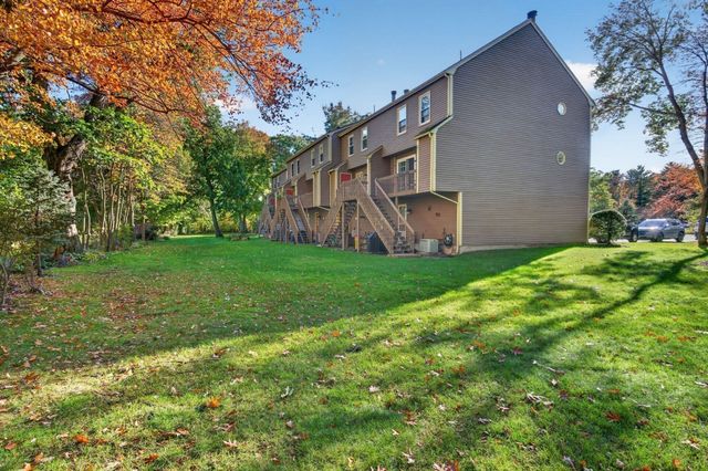 98 Heritage Drive 98, Tewksbury, MA 01876