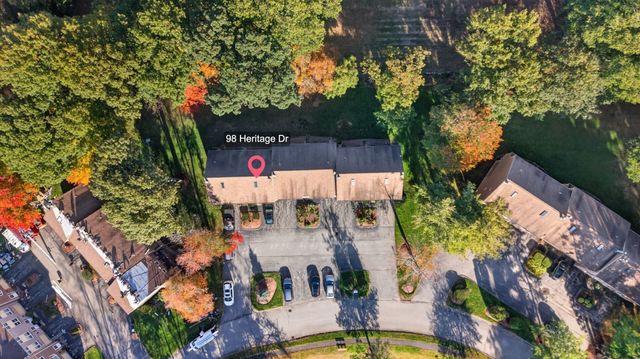 98 Heritage Drive 98, Tewksbury, MA 01876
