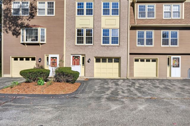 98 Heritage Drive 98, Tewksbury, MA 01876