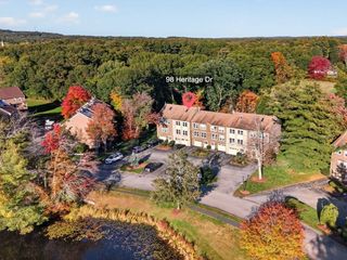 98 Heritage Drive 98, Tewksbury, MA 01876