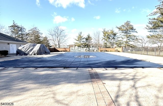 32 Columbus Dr, Franklin Twp., NJ 08823