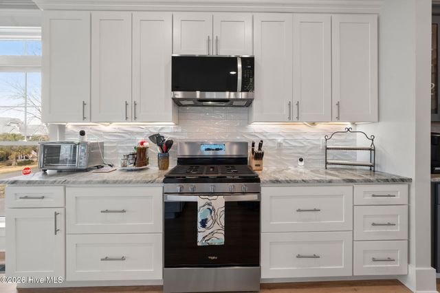 1607 E Yacht Drive, Oak Island, NC 28465