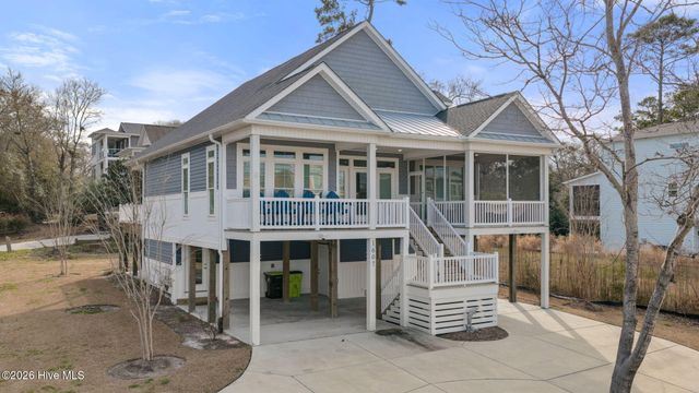 1607 E Yacht Drive, Oak Island, NC 28465