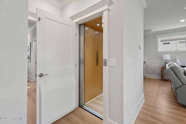 1607 E Yacht Drive, Oak Island, NC 28465