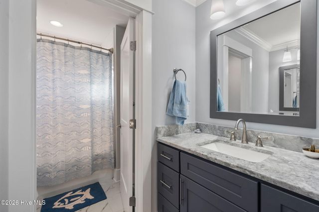 1607 E Yacht Drive, Oak Island, NC 28465