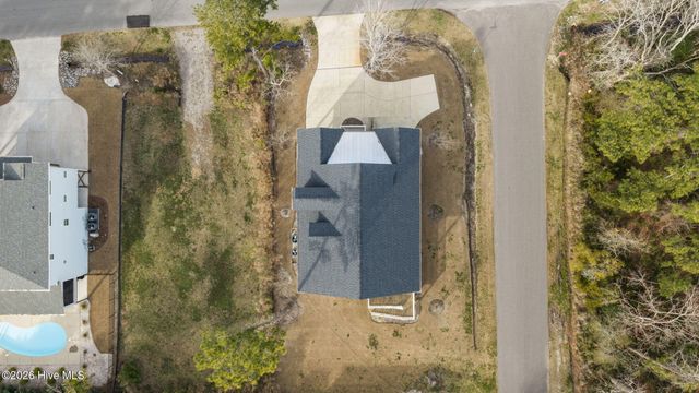1607 E Yacht Drive, Oak Island, NC 28465