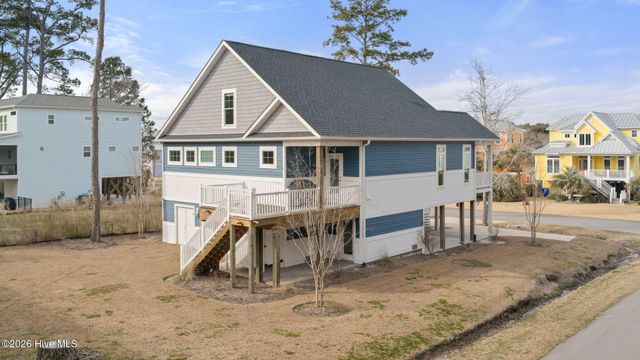 1607 E Yacht Drive, Oak Island, NC 28465