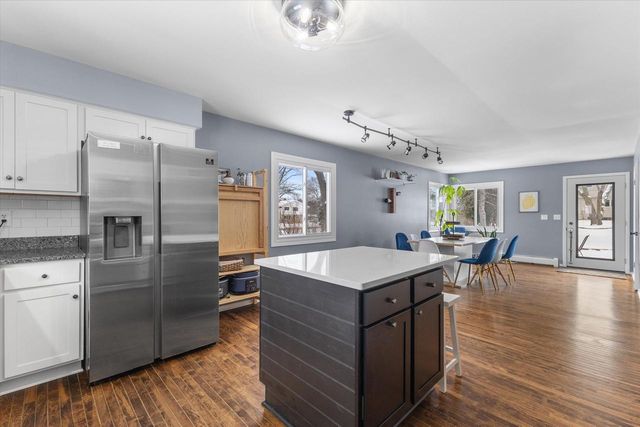 12135 W Luther AVENUE, Hales Corners, WI 53130